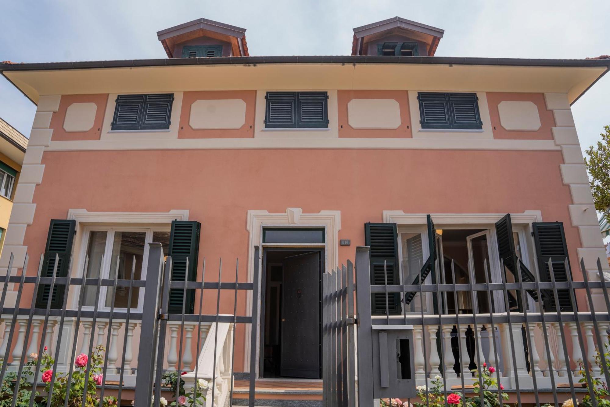 050 - Villa Genny Appartamento Lauro Сестри Леванте Екстериор снимка